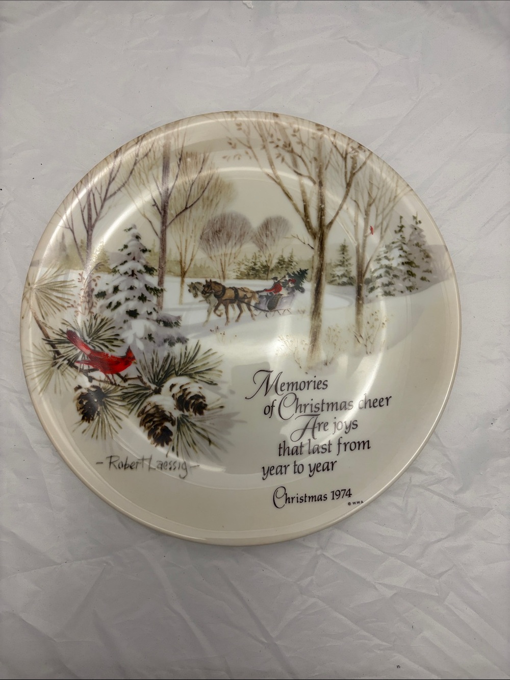 Memories of Christmas Cheer Decorative Holiday Plate - Cream and Red